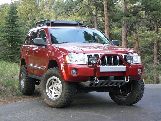 cars-jeep-grand-cherokee-wk-2004-185970.jpg