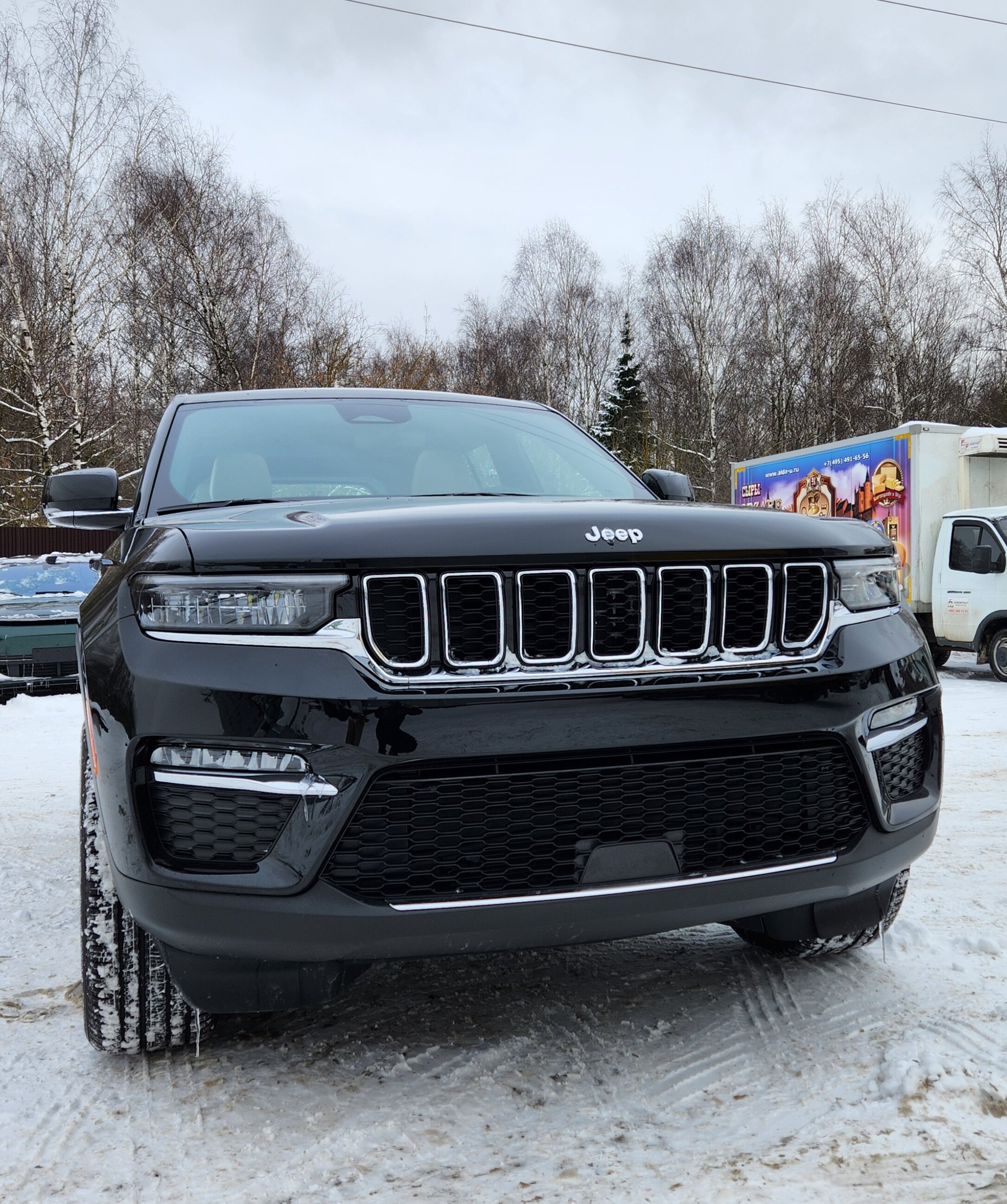 LIMITED Grand Cherokee черный, бежевый салон