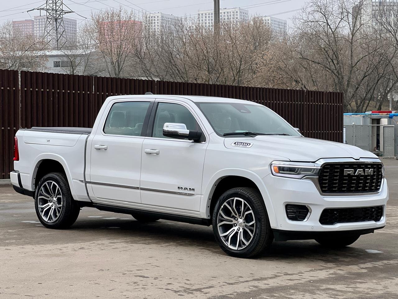 Dodge RAM Tungsten 2025 в наличии