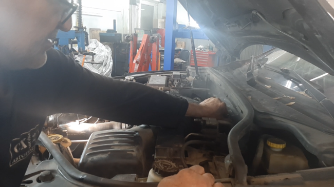 9 Дымит из сапуна.png